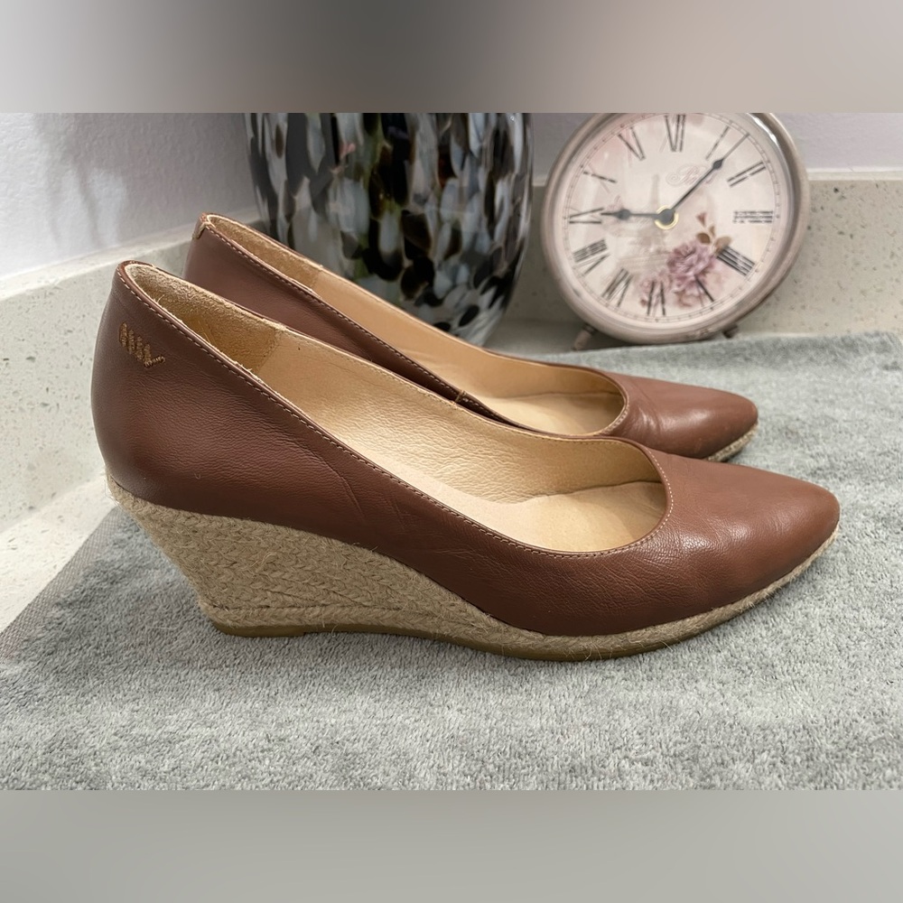 Viscata Barcelona British Tan Wedge Heels